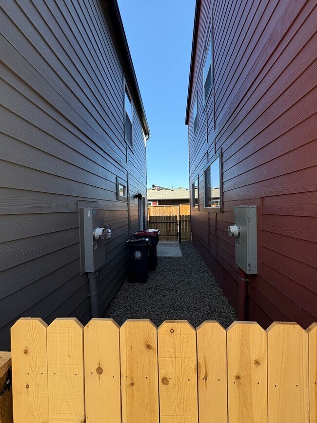 Building Photo - New Construction 3-bedroom, 2-bathroom Townhouse