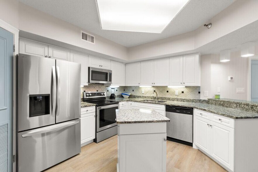 Building Photo - 24770 Perdido Beach Blvd