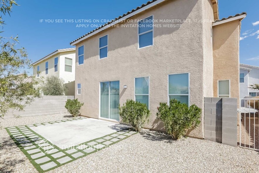 Building Photo - 5035 Midnight Oil Dr