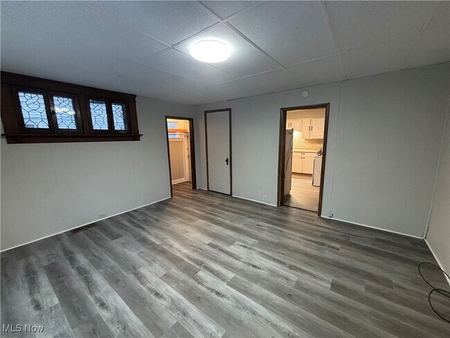 Building Photo - 408 S Arch Ave