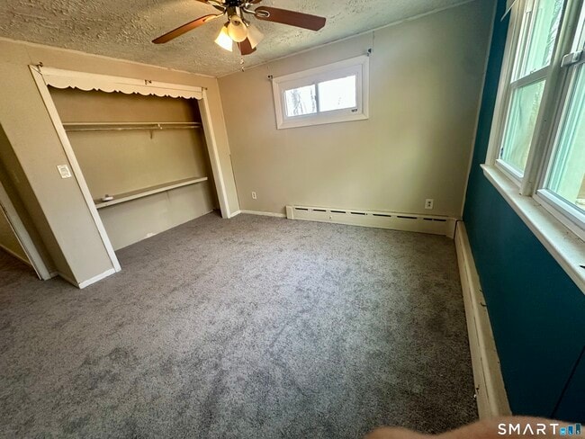 Building Photo - 448 Tudor St