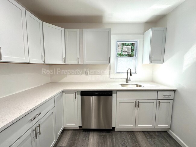 Building Photo - 6184 Poketa Rd