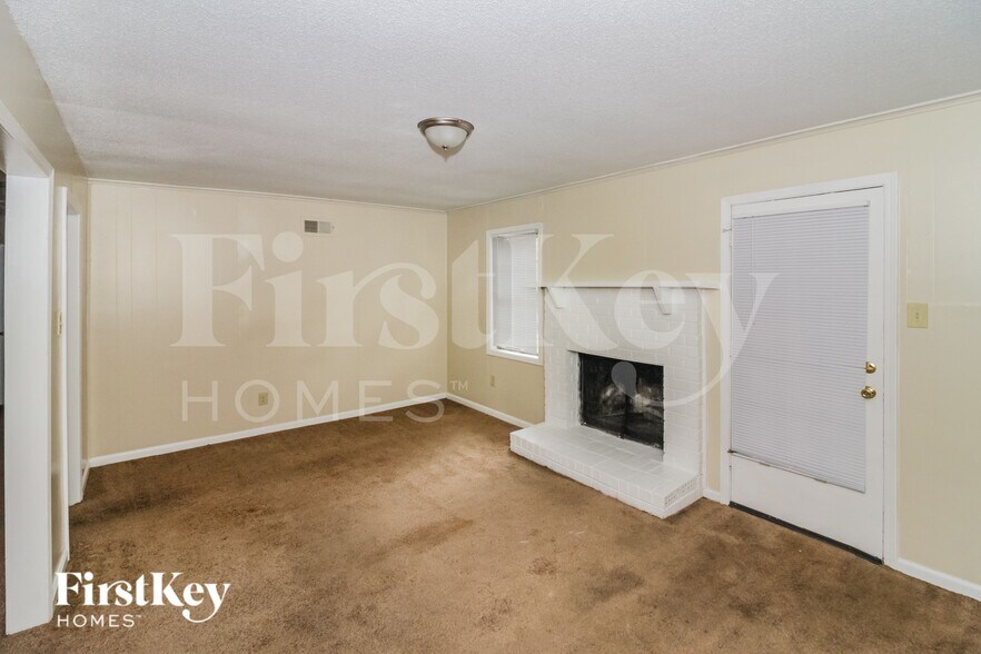 Building Photo - 6128 Lacewood Cove