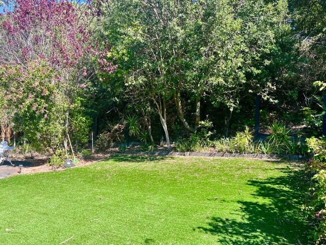 Building Photo - 2717 Trousdale Dr