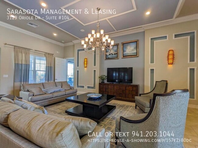 Building Photo - 3129 Oriole Dr