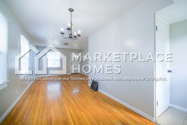 Building Photo - 312 Banff Cir