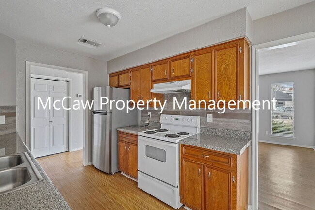 Building Photo - 1414 White Way