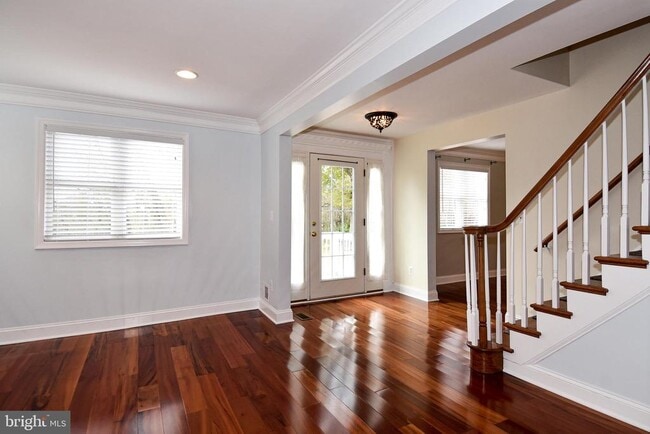 Building Photo - 7125 Harrison Ln