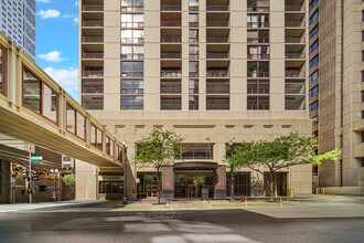 Building Photo - 200 N Dearborn St