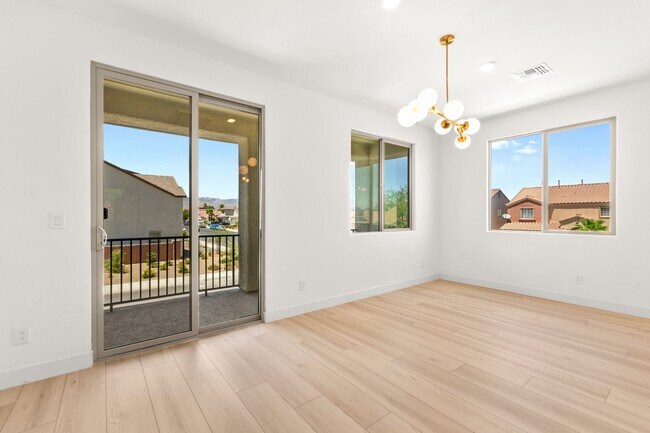 Building Photo - 5606 Spring Trellis St