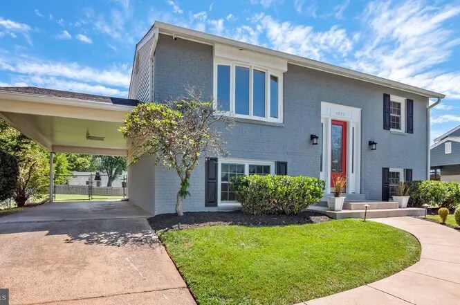 Building Photo - 4223 Lees Corner Rd