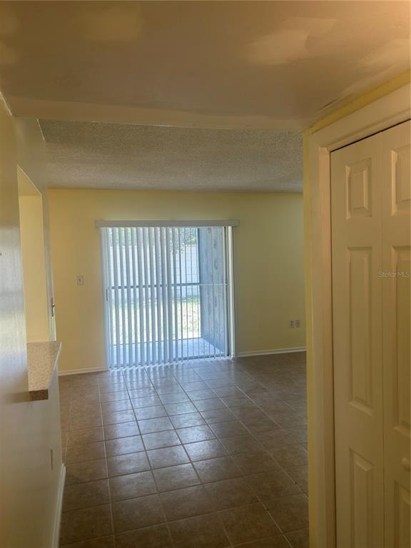Building Photo - 2513 N Alafaya Trail