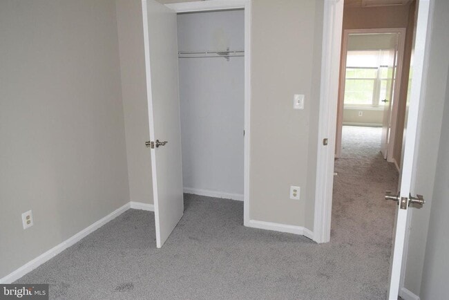 Building Photo - 14251 Oxford Dr