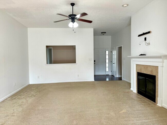 Building Photo - 960 Watermark Dr