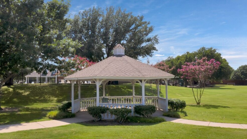 Building Photo - 11036 Coralberry Dr
