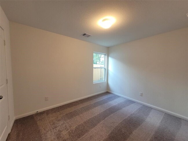 Building Photo - 12946 Sorrento Bay Dr