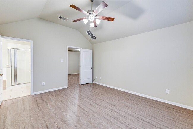 Building Photo - 5915 Nodaway Creek Ct