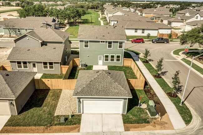 Building Photo - 2208 Pecan Island Dr