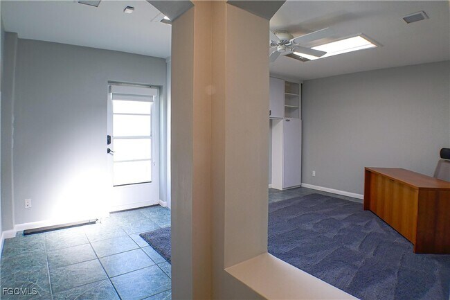 Building Photo - 112 Pinebrook Dr