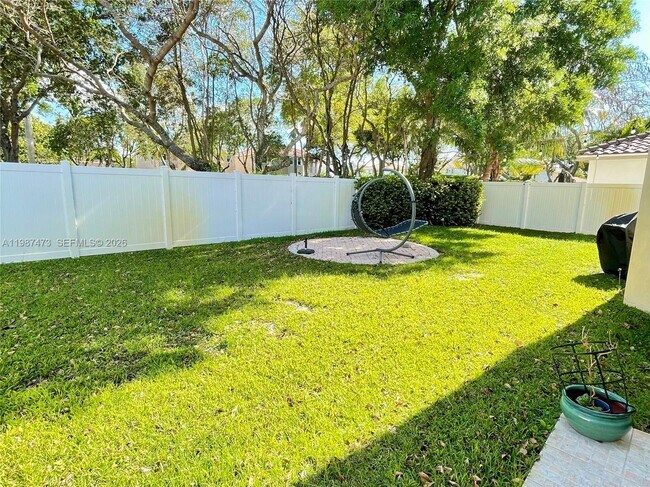 Building Photo - 16500 SW 37th St