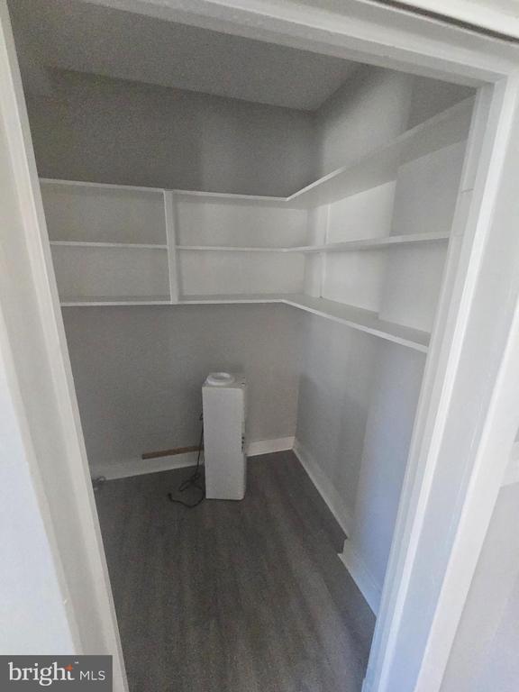 Building Photo - 101 E 3rd St