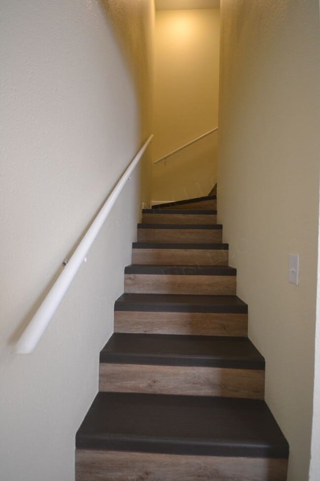Building Photo - Northwood Hills 8 plex