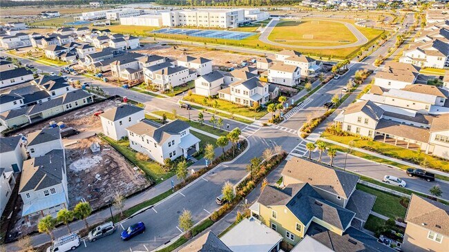 Building Photo - 10205 Pearson Ave