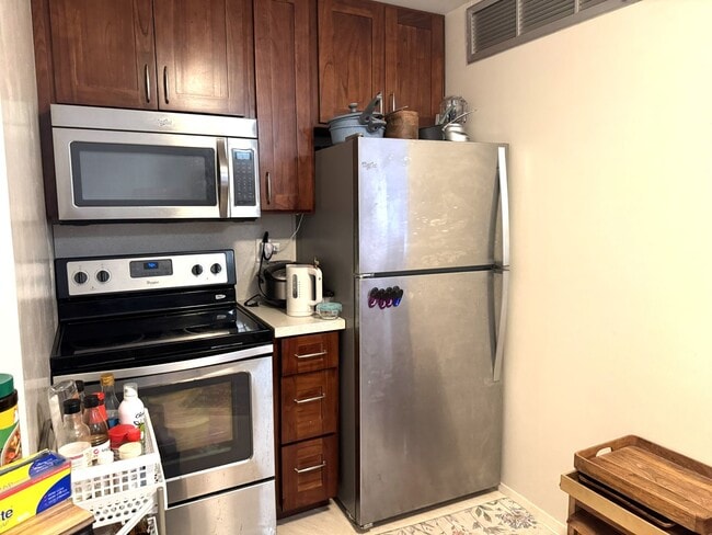 Building Photo - Executive Centre