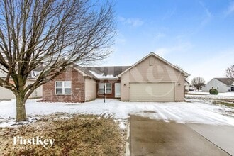 Building Photo - 8129 Red Barn Ct