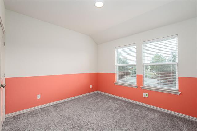 Building Photo - 988 Emil Pl