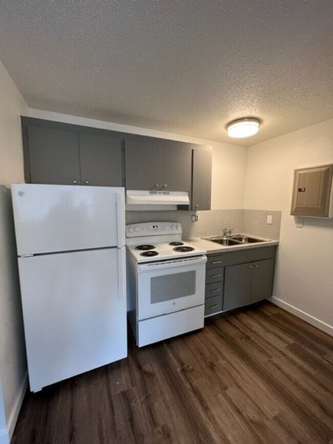 Interior Photo - Stateside Flats