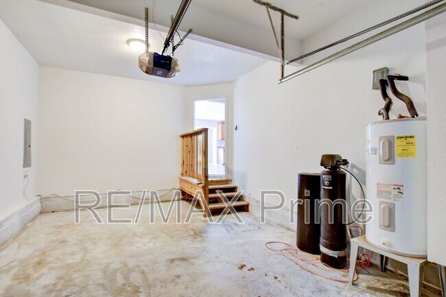 Building Photo - 2513 Masi St