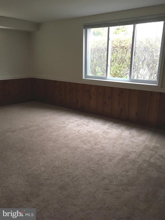 Building Photo - 9204 Bardon Rd