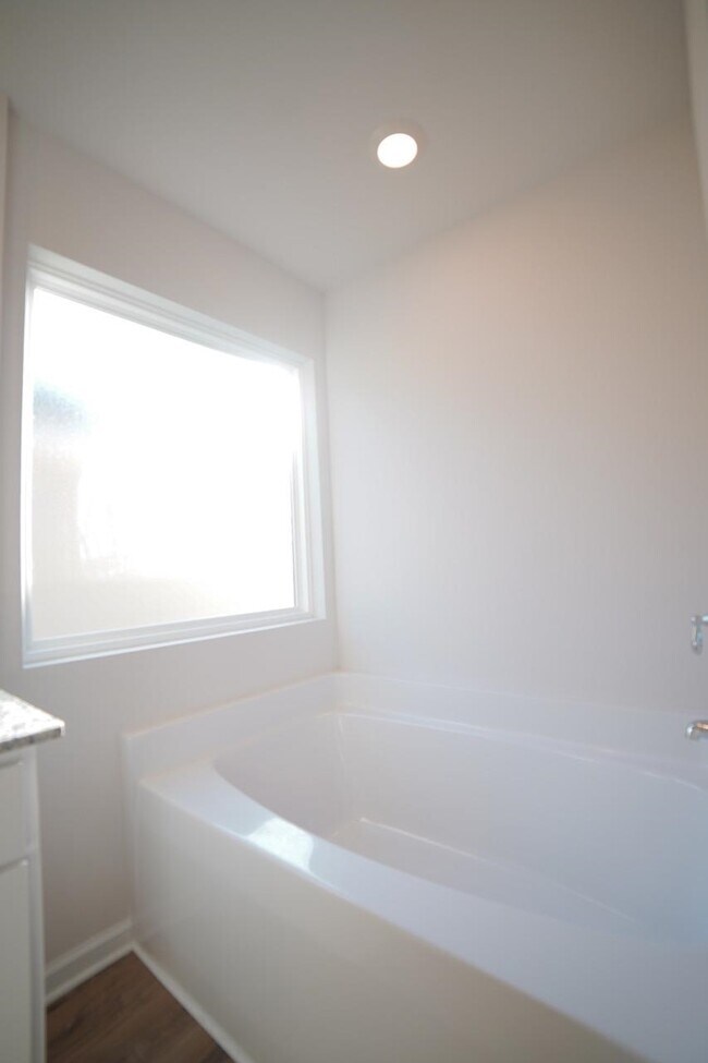 Building Photo - 4053 Brownstone Wy