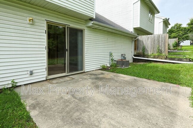 Building Photo - 5907 Townsend Ave