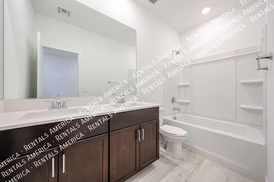 Building Photo - 15940 W Gray Fox Trl