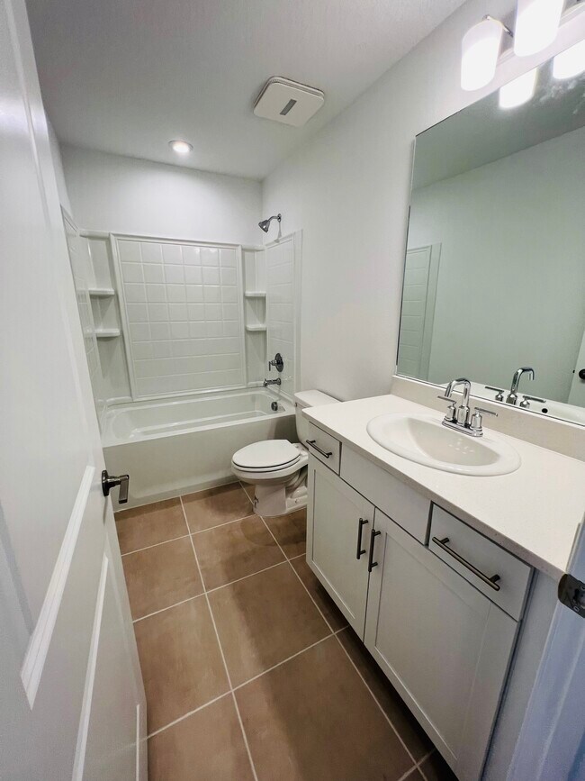 Building Photo - 8549 Lunar Skye St