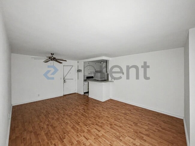 Building Photo - 7742 Redlands St