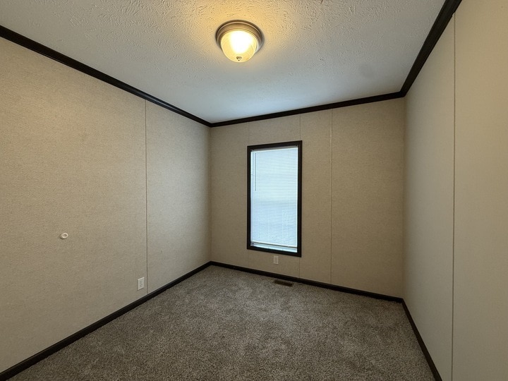 Building Photo - 10610 State Rte 762