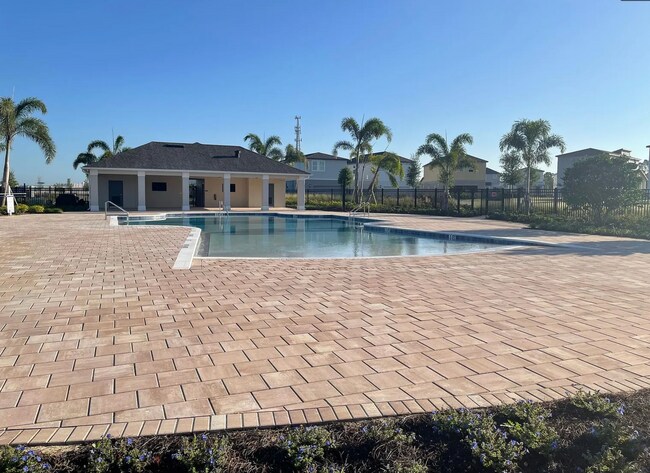 Building Photo - 12067 Bracco St