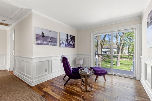 Building Photo - 80 Soundview Dr