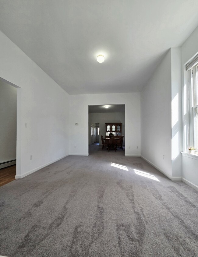 Building Photo - 21 S 4th St