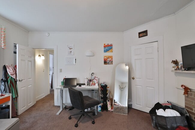 Building Photo - 93 Frambes Ave