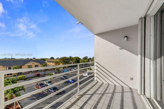 Building Photo - 11715 SW 18th St