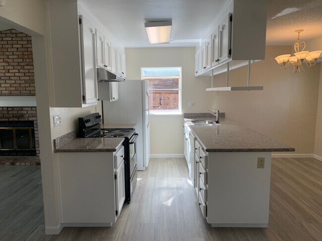 Building Photo - Upgraded Suisun City Home Available NOW!