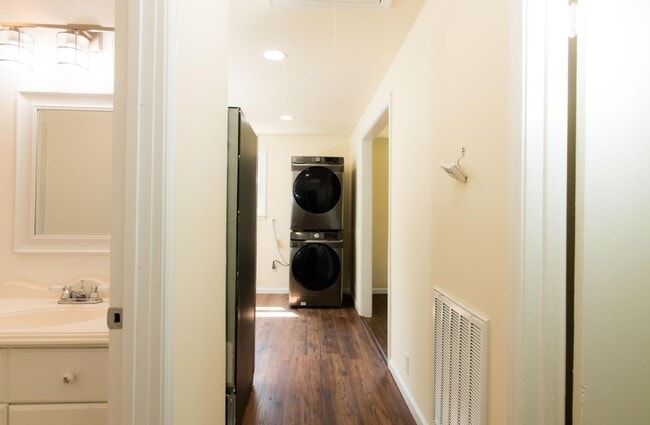 Hallway - 2226 Cruzen St