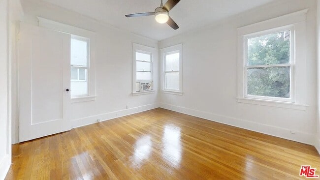 Building Photo - 1260 Flores St