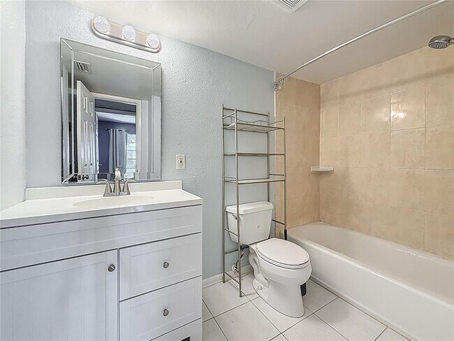 Building Photo - 2625 FL-590