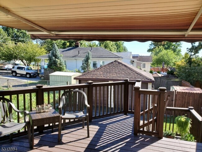 Building Photo - 47 Hackensack Ave