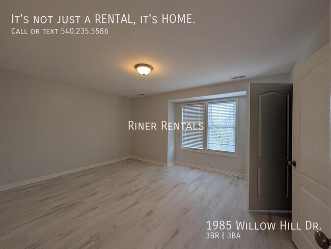 Building Photo - 1985 Willow Hill Dr